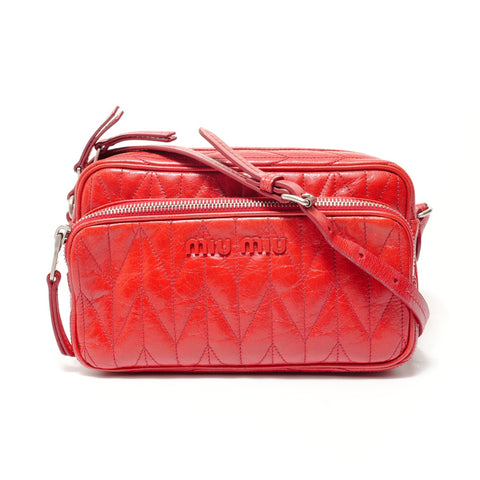 Miu Miu Leather materasse Shoulder Bag Red WS28375
