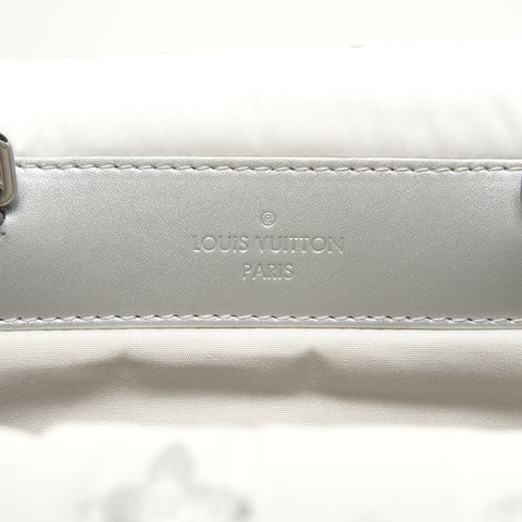 LOUIS VUITTON 2021-2025 Ski-On-The-Go MM Frost Silver Shoulder Bag white WS28405