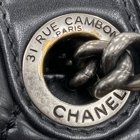 CHANEL Item No. 18 Matelass Chain Shoulder Bag black WS28429