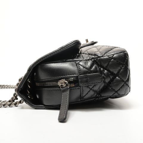 CHANEL Item No. 18 Matelass Chain Shoulder Bag black WS28429