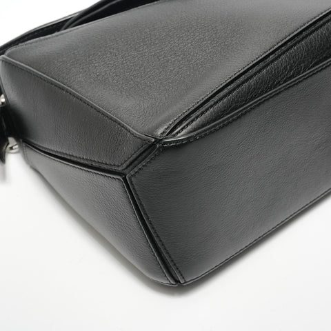 LOEWE Puzzle Edge Shoulder Bag 2WAY Leather Shoulder Bag black WS28490