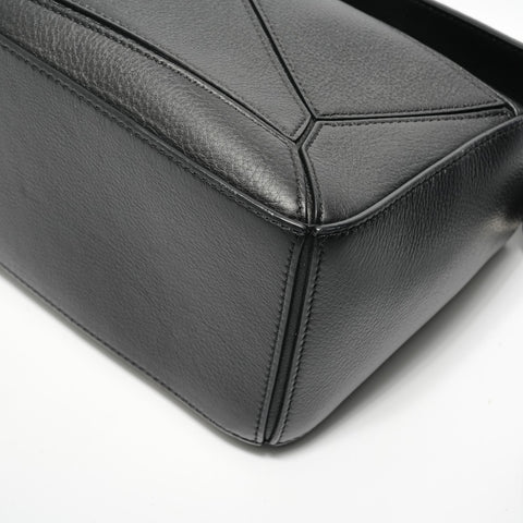 LOEWE Puzzle Edge Shoulder Bag 2WAY Leather Shoulder Bag black WS28490