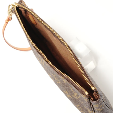LOUIS VUITTON Monogram Pochette Accessories, made in 1998 Shoulder Bag Brown WS28523