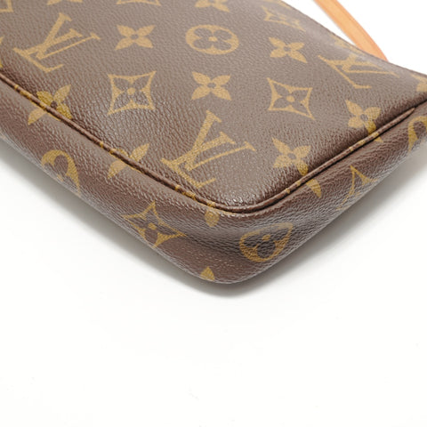 LOUIS VUITTON Monogram Pochette Accessories, made in 1998 Shoulder Bag Brown WS28523