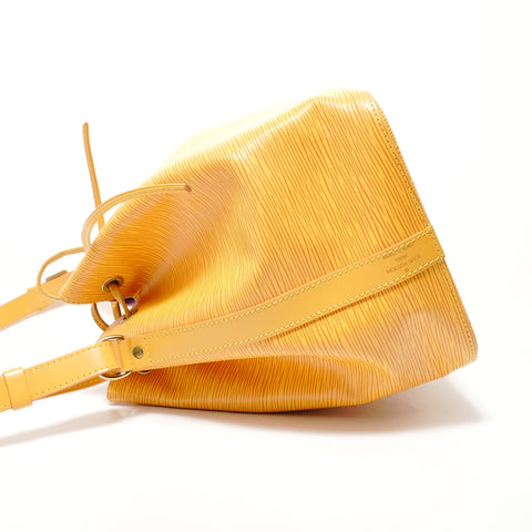 LOUIS VUITTON 1996 Epi Petit Noe Black Shoulder Bag yellow WS28576