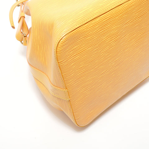 LOUIS VUITTON 1996 Epi Petit Noe Black Shoulder Bag yellow WS28576