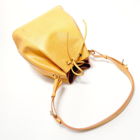 LOUIS VUITTON 1996 Epi Petit Noe Black Shoulder Bag yellow WS28576