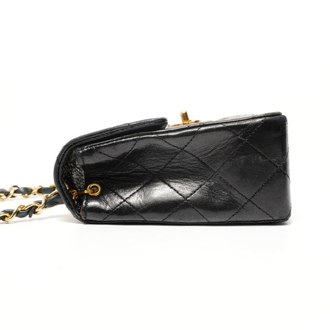 CHANEL Lamb Mini Matelassé, Unit 6 Shoulder Bag black WS28584