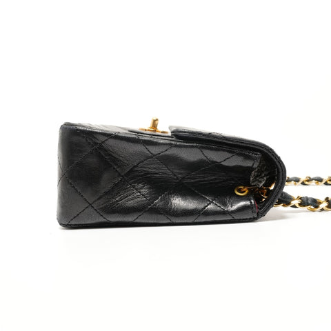 CHANEL Lamb Mini Matelassé, Unit 6 Shoulder Bag black WS28584