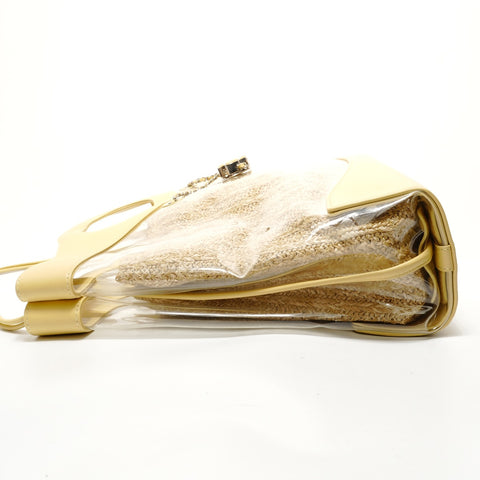 CHANEL Item No. 26, 2018-2019 Chanel 31 Handbag yellow WS28590