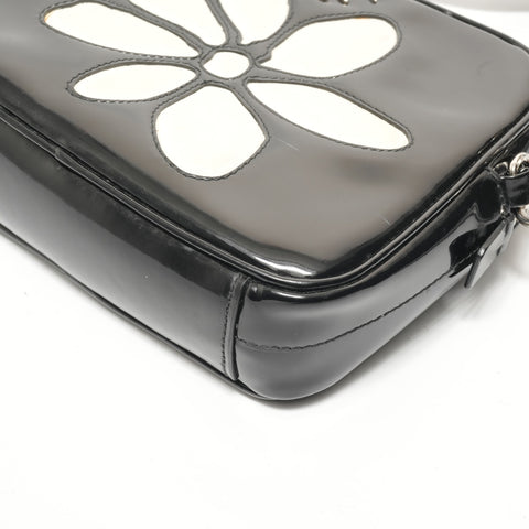 PRADA Flower motif patent leather Shoulder Bag black WS28614