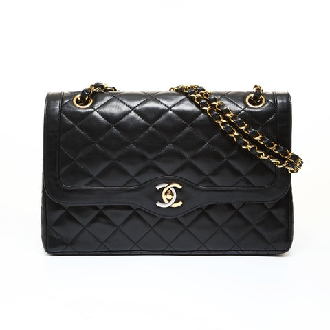 CHANEL Series 0 (1985-1986): Matelass combination with Metal double flap. Shoulder Bag black WS28627