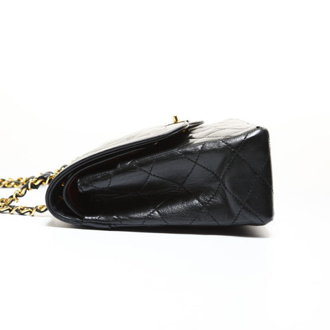 CHANEL Series 0 (1985-1986): Matelass combination with Metal double flap. Shoulder Bag black WS28627