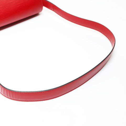 LOUIS VUITTON 1999 Bussy Epi Shoulder Bag Red WS28639
