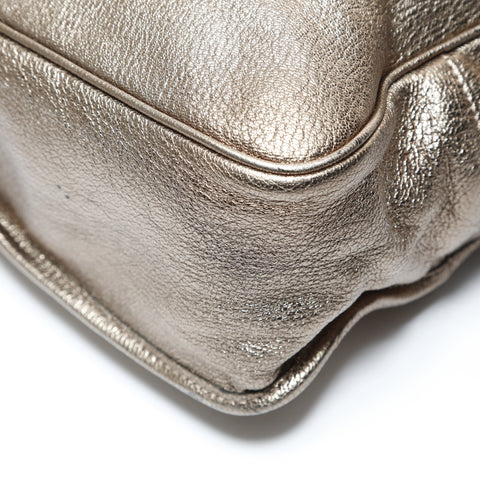 LOEWE Anagram Metallic Maia Shoulder Bag gold WS28644