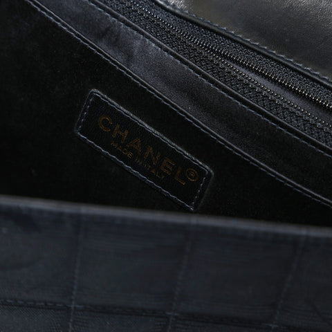 CHANEL Series 7, 1997-1999 New Travel Line, Metal: Matte Gold Shoulder Bag black WS28652