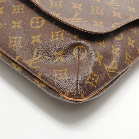 LOUIS VUITTON Monogram Musette, made in 2001 Shoulder Bag Brown WS28664