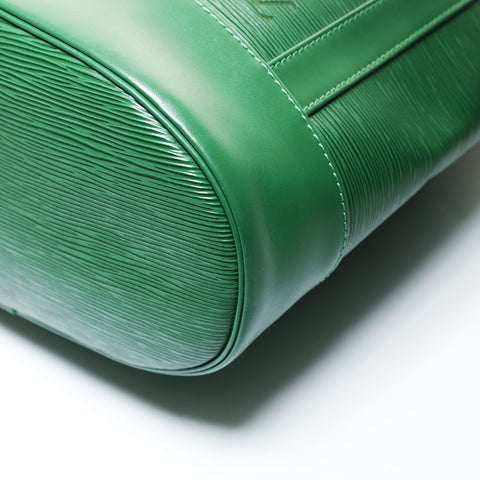 LOUIS VUITTON Louis Vuitton Epi Randonnee PM, made in 1995. Shoulder Bag green WS28681