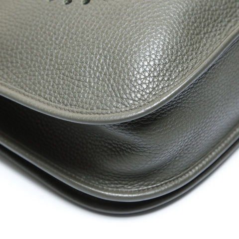 HERMES Evelyn 3 GM Taurillon Clemence T-stamp Shoulder Bag khaki WS28691