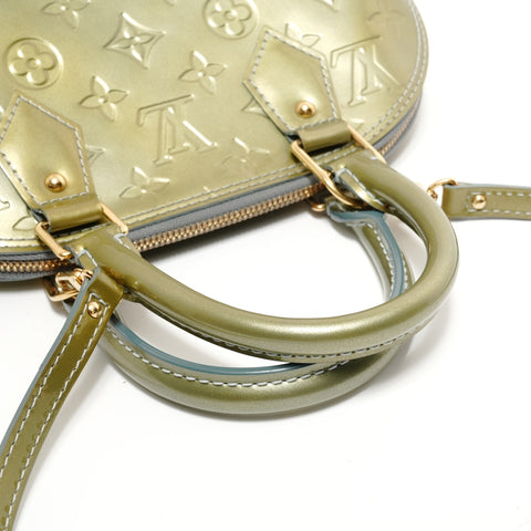 LOUIS VUITTON Alma BB Monogram Vernis, manufactured in 2011. Handbag green WS28707