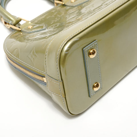 LOUIS VUITTON Alma BB Monogram Vernis, manufactured in 2011. Handbag green WS28707