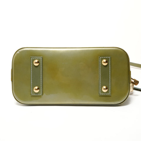 LOUIS VUITTON Alma BB Monogram Vernis, manufactured in 2011. Handbag green WS28707