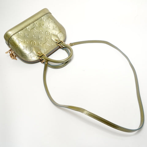 LOUIS VUITTON Alma BB Monogram Vernis, manufactured in 2011. Handbag green WS28707