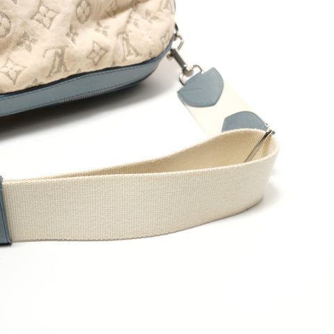 LOUIS VUITTON Monogram denim round pochette, made in 2012. Shoulder Bag beige WS28709