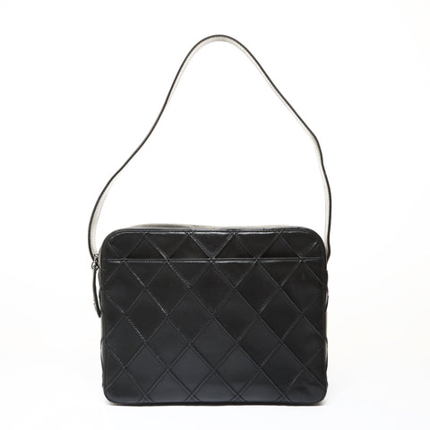 CHANEL Item No. 6, 1996-1997, Bicolore Matelass Shoulder Bag black WS28728