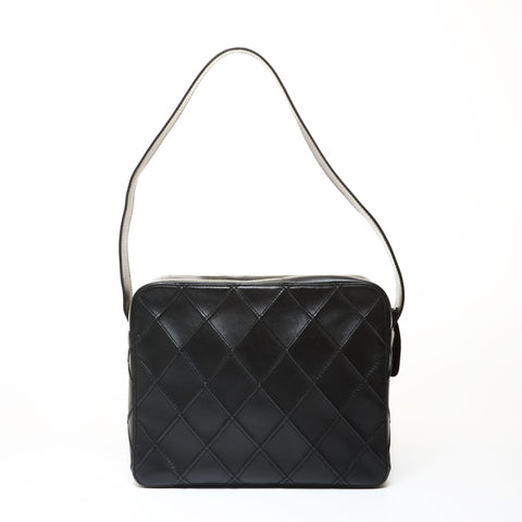 CHANEL Item No. 6, 1996-1997, Bicolore Matelass Shoulder Bag black WS28728