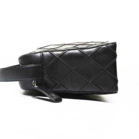 CHANEL Item No. 6, 1996-1997, Bicolore Matelass Shoulder Bag black WS28728