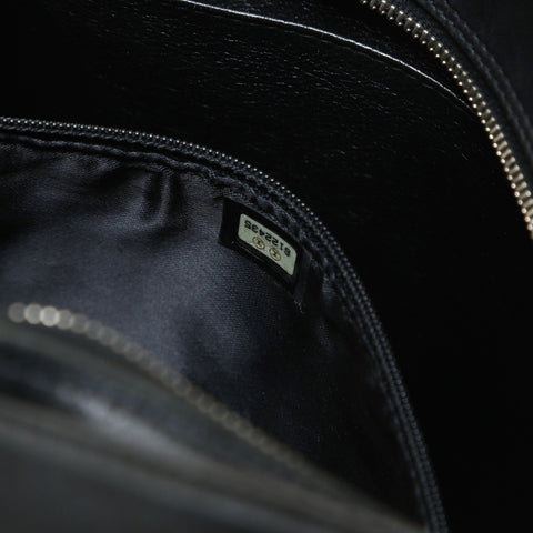 CHANEL Item No. 6, 1996-1997, Bicolore Matelass Shoulder Bag black WS28728