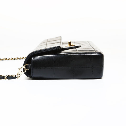 CHANEL Table #8: Chocolate Bar East West Shoulder Bag black WS28730