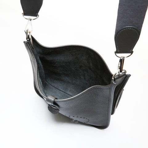 HERMES � J stamp, 2006 production, Evelyn II, Taurillon Clemence Shoulder Bag gray WS28747