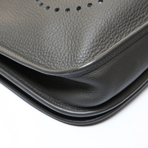 HERMES � J stamp, 2006 production, Evelyn II, Taurillon Clemence Shoulder Bag gray WS28747