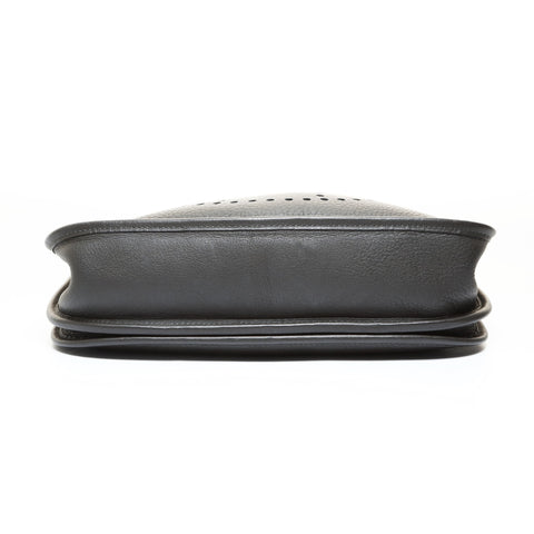 HERMES � J stamp, 2006 production, Evelyn II, Taurillon Clemence Shoulder Bag gray WS28747