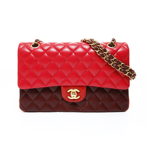 CHANEL Matelass double flap lambskin bag, series 21. Shoulder Bag Red WS28758