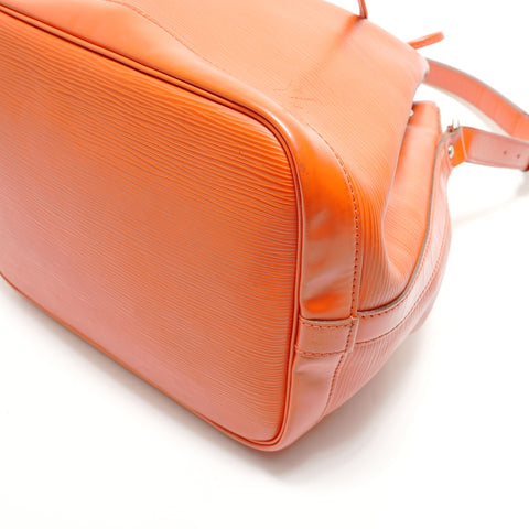 LOUIS VUITTON 2014 Petit Noe Epi Shoulder Bag Orange WS28773