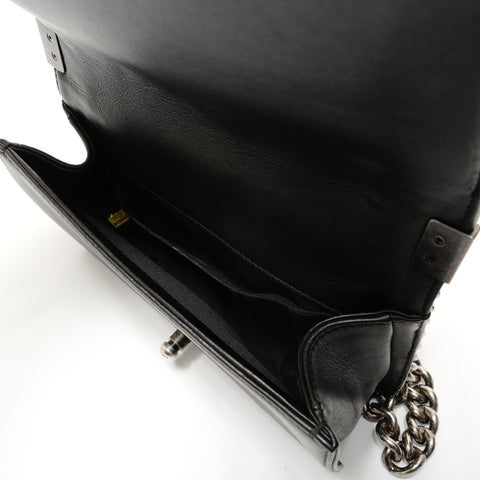 CHANEL Boy, seat number 19 Shoulder Bag black WS28799