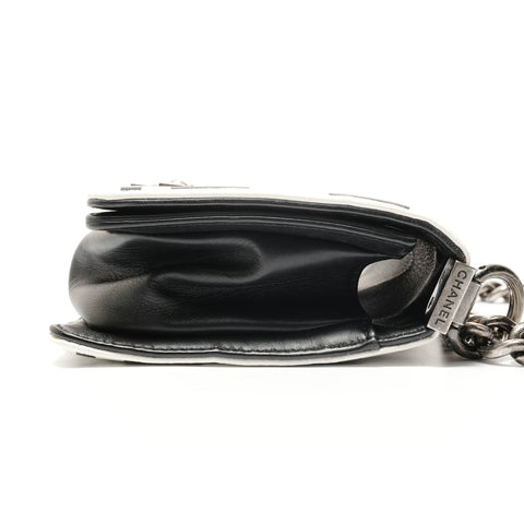 CHANEL Boy, seat number 19 Shoulder Bag black WS28799