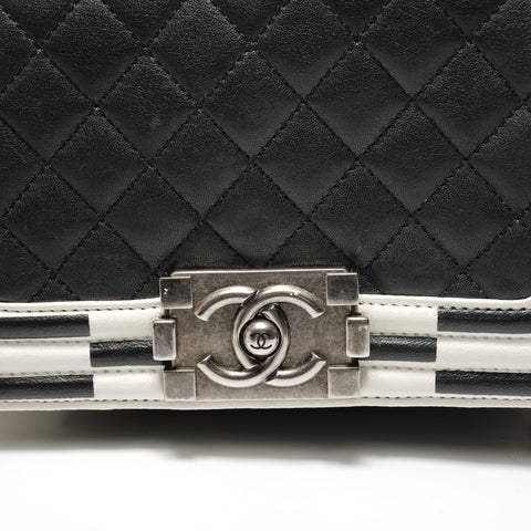 CHANEL Boy, seat number 19 Shoulder Bag black WS28799