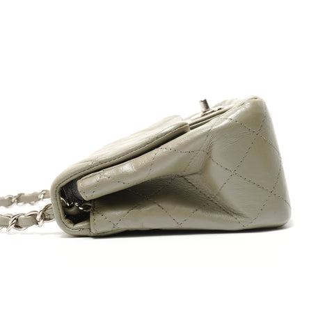 CHANEL Quilted lambskin chain crossbody bag, item number 13. Shoulder Bag green WS28800