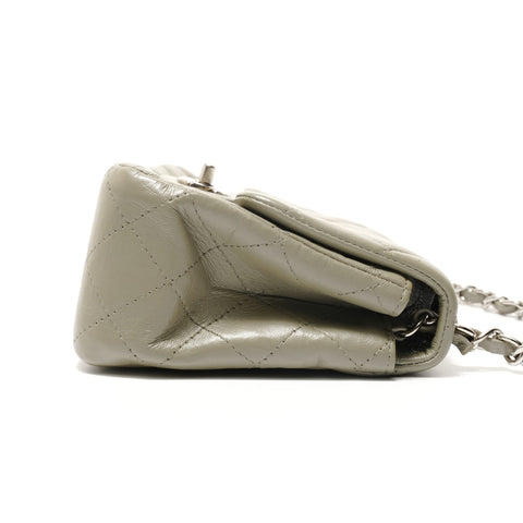 CHANEL Quilted lambskin chain crossbody bag, item number 13. Shoulder Bag green WS28800