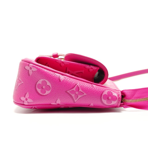 LOUIS VUITTON Pochette Accessoires Monogram Fuchsia Shoulder Bag pink WS28843