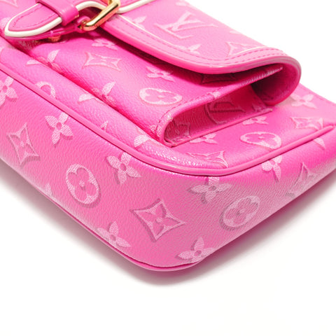 LOUIS VUITTON Pochette Accessoires Monogram Fuchsia Shoulder Bag pink WS28843