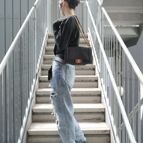 CHANEL Item No. 18, 2012-2013 Boy Chanel Shoulder Bag Navy WS28881