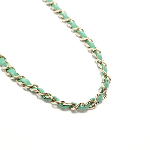 CHANEL Item No. 24, 2017-2018 Chevron V-stitch Shoulder Bag green WS28907