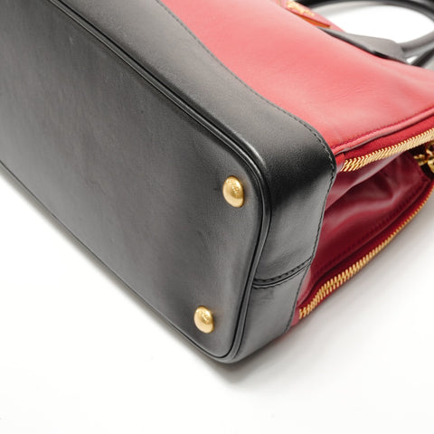 PRADA Soft calf leather, two-tone, 2-way bag Handbag Red WS28932