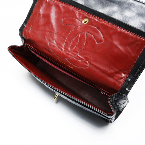 CHANEL Series 0, 1985-1986, Matelass Double Flap Shoulder Bag black WS28960