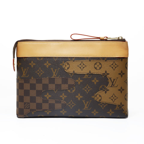 LOUIS VUITTON Pochette Voyage Spool Clutch bag Brown WS28968
